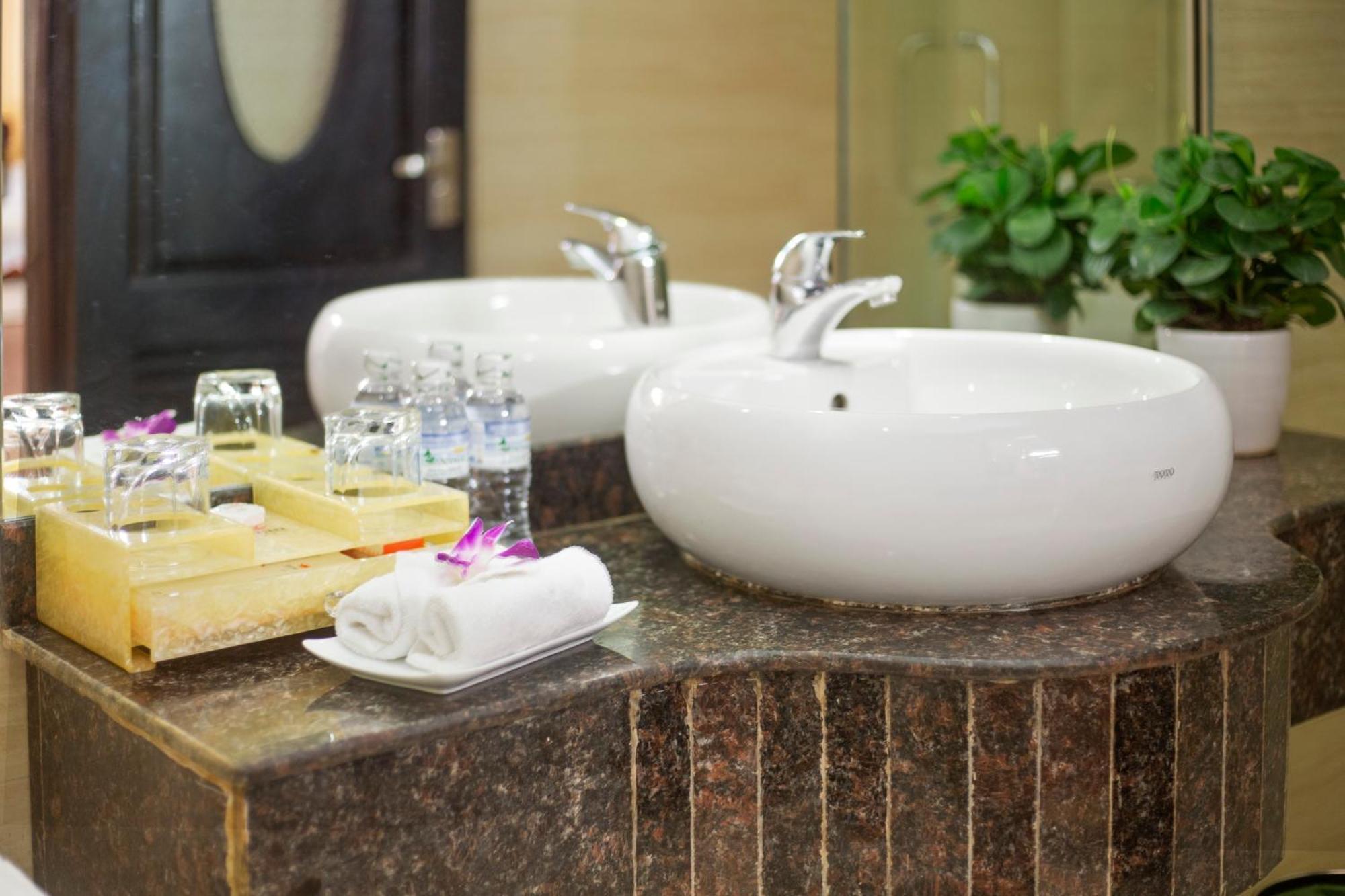 Phuong Anh Hotel 1 Hai Duong Luaran gambar